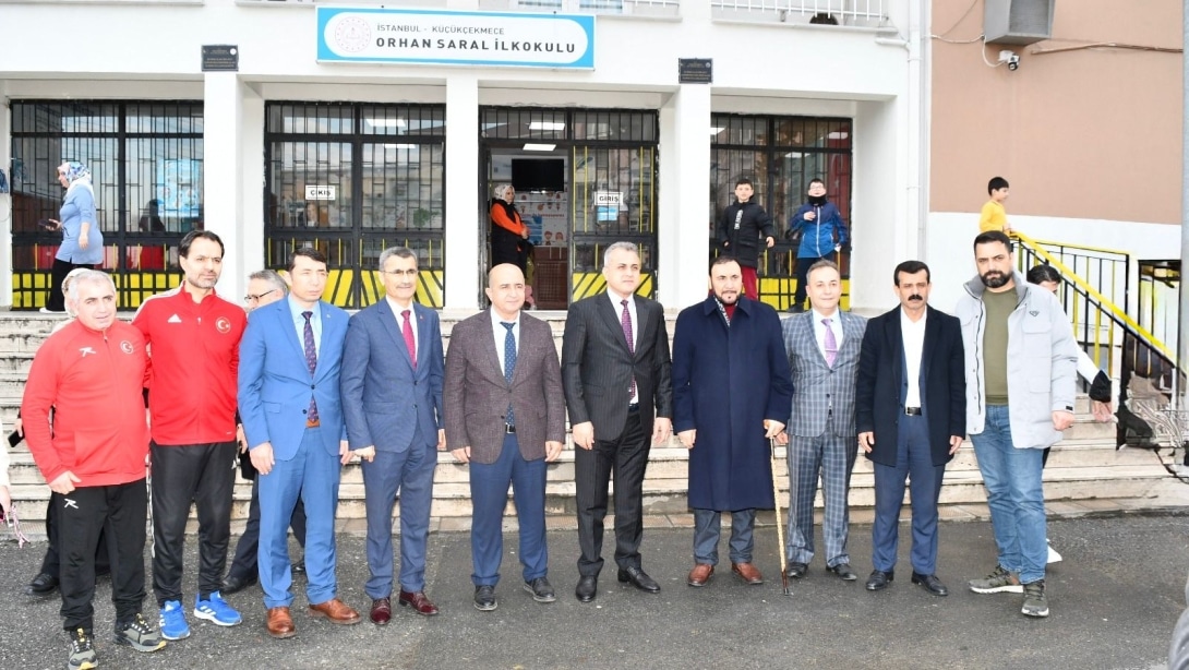 KAYMAKAMIMIZ MUSTAFA ANTEPLİOĞLU VE İLÇE MİLLÎ EĞİTİM MÜDÜRÜMÜZ EMİN ÇIKRIKÇI ORHAN SARAL İLKOKULUNU ZİYARET ETTİLER